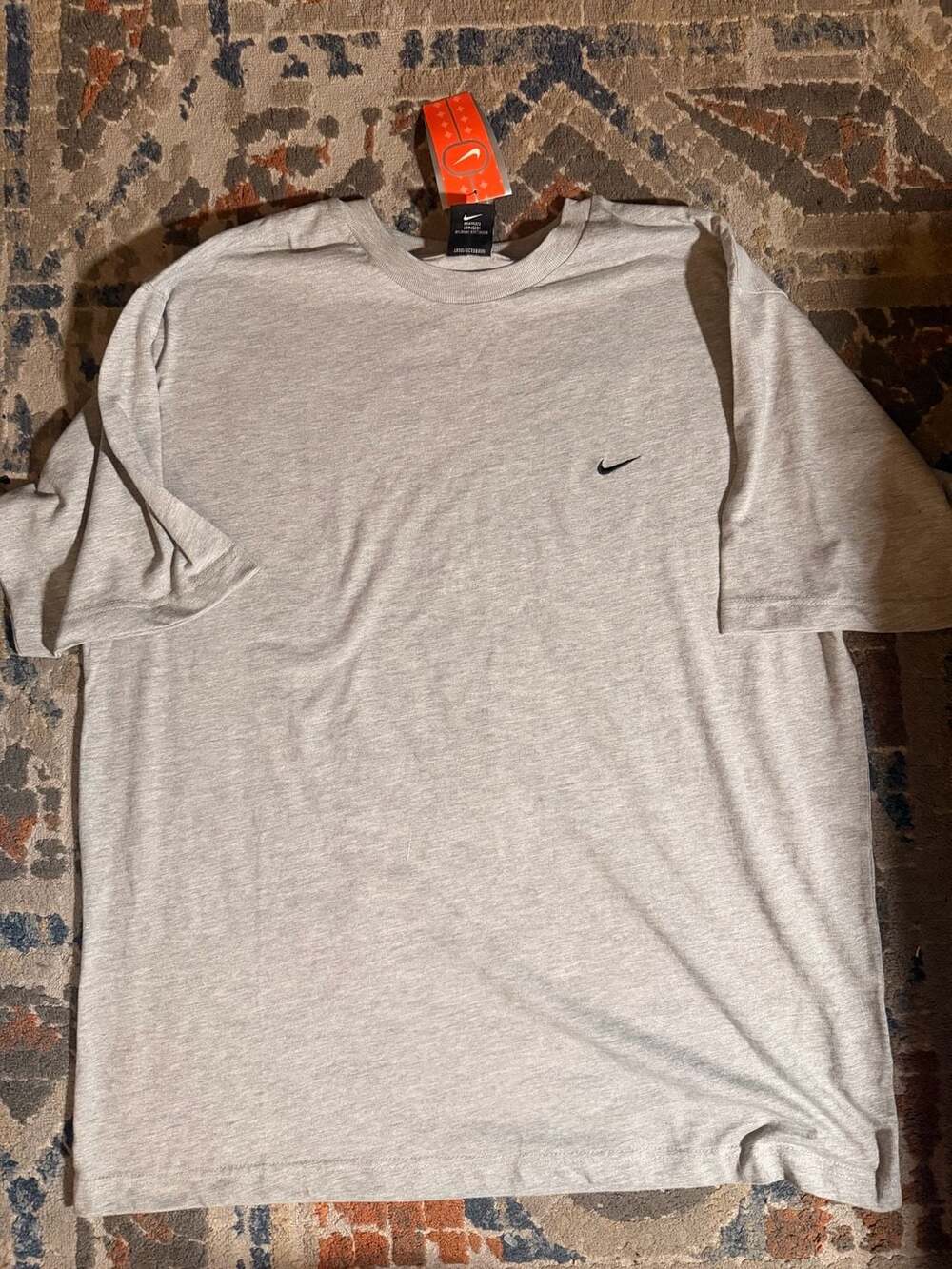 Nike Vintage T-Shirt Size L Gray Mini Swoosh